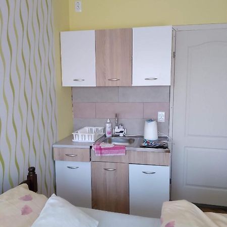 2 Haloszobas Apartman คานยิชา ภายนอก รูปภาพ