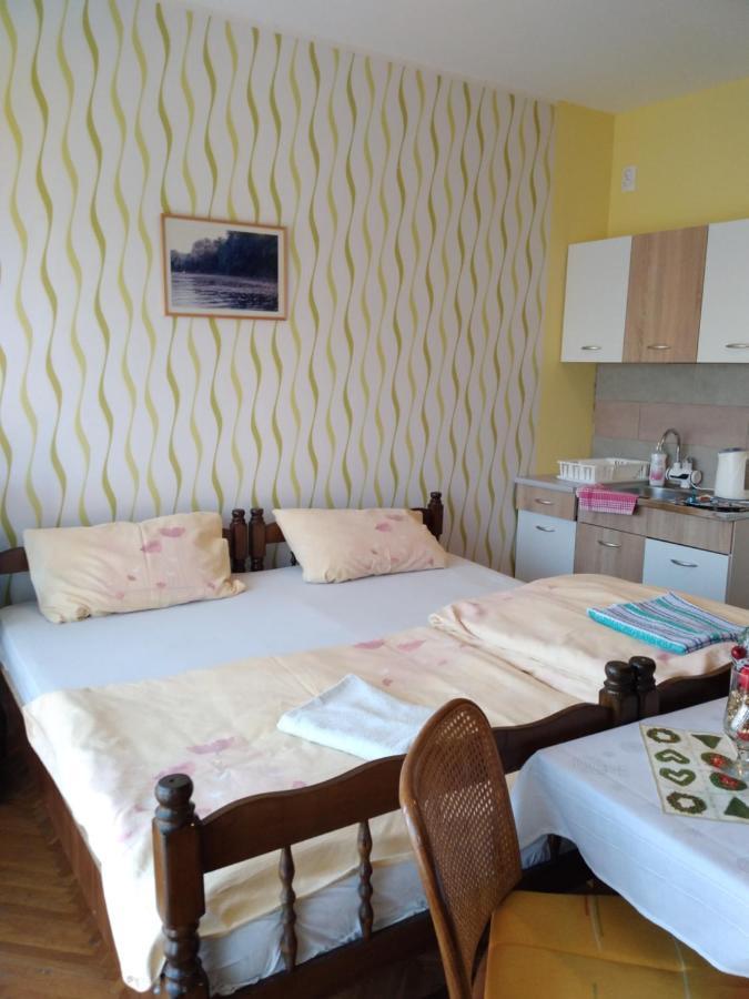 2 Haloszobas Apartman คานยิชา ภายนอก รูปภาพ